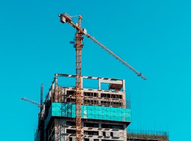 Brown and white concrete building